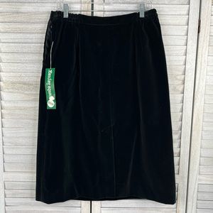 BARCLAY SQUARE Vintage Velvet A-Line Midi Skirt Black-15/16
